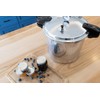 NESCO 16.9 QT MANUAL PRESSURE CANNER, PRESSURE COOKER WITH PRESSURE