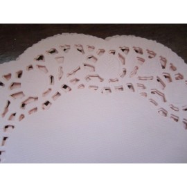 Unbranded 24 pcs vtg 5" INCH ROUND PALE PEACH PINK FLORAL BORDER LACE PAPER DOILY CARDS