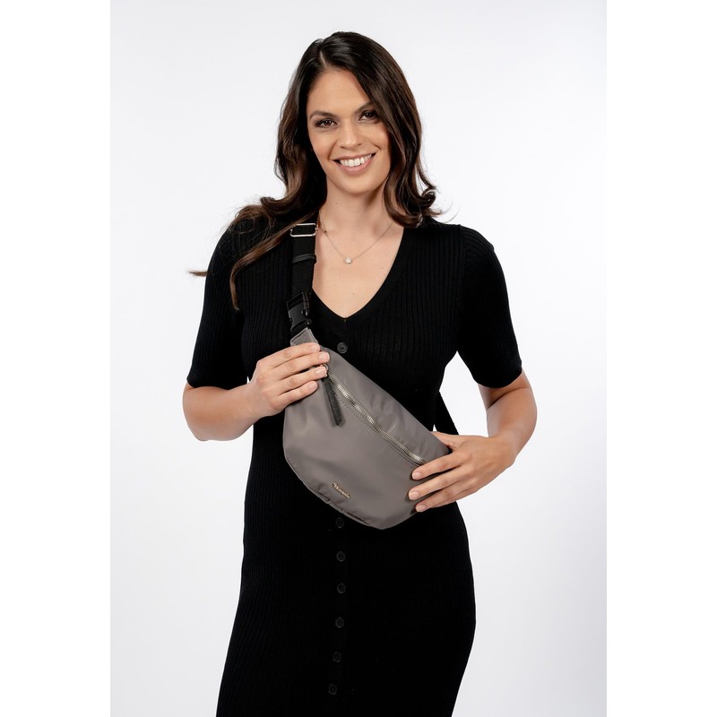 Tamaris Johanna 31817 Women's Belt Bag Plain Grey 800, gray