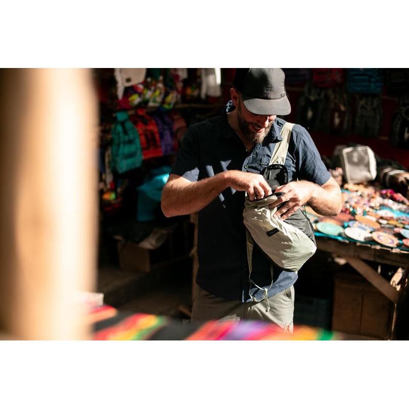 Forclaz Mochila compacta plegable de 10 l, Púrpura/Ombre Force., Pequeño