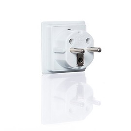 Pifco PIF2067 European Travel Adaptor
