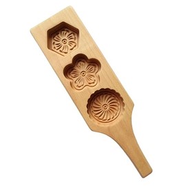 ZHU YU CHUN 1 PC 3 Hole Flower Shaped Handmade Wooden Mold Cookies, Baked Pastries, Chocolate, DIY Muffins, Pumpkin Pie, Candy Mold Home Baking Dessert Shop Baking Tools Cookie Stamps（Flower）