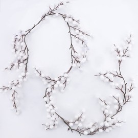 5.25 Feet Christmas Artificial Frosted Holly Berries String Mini White Artificial Holly Berries Garland Berry Flower Xmas Garland Hanging String Wire Vine for Christmas Tree Wreath Garland Making