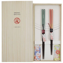 Issou Couple Chopsticks, Lacquered Chopsticks, Paulownia Box, Includes Chopstick Rest, Honoka, 2 Pairs, Made in Japan