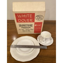 Designer Group RARE Vintage Homer Laughlin White Dover Ironstone 4 pc. Place Setting NIB NOS