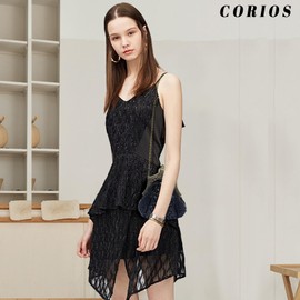 CORIOS Vintage 1920s Evening Bag Women's Floral Clutch Bag Handmade Pearl Handbag Elegant Shoulder Bag Chain Shoulder Bag Small Bag for Wedding Prom Banquet Party, black, Retro