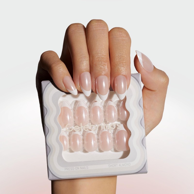 Celebritips Uñas Postizas Decorativas | Esmalte Francés Clásico, Uñas Cortas