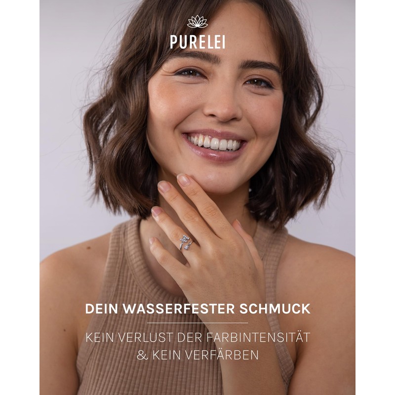 A2309-Ring-Letter-W-Gold