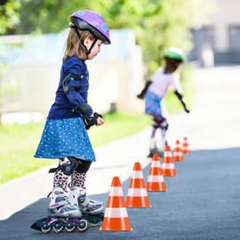 Gatuida Children's Pylons: Pack of 6 Traffic Cones for Children Stackable Pylons Toy Pylons Small Outdoor for Sports, Leisure, Slalom, Football and Clubs