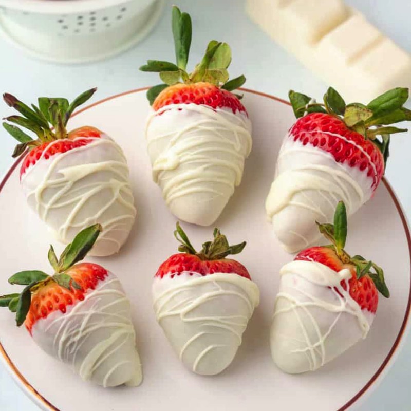 By The Cup White Chocolate Melting Wafers, 2 lb Bulk