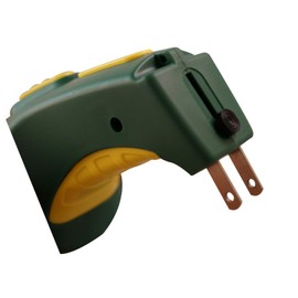 GoGreen Power GG-113-04RC 4 LED Rechargeable Flashlight