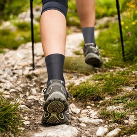 YUEDGE Womens Black Cushioned Crew Socks For Women Size 9-12, Sweat Wicking Anti-Odor Casual Everyday Work Gym Tennis Training Athletic Socks, 5 Pairs/Pack