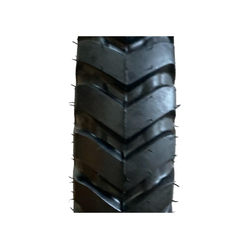 (1) CARLSTAR Heavy Duty 5.70-12 Carlisle Trac Chief Skid Steer