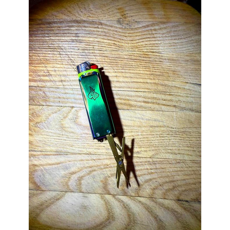 LighterBro - Green Goddess - Lighter Case/Multitool Accessory Lightweight Stainless