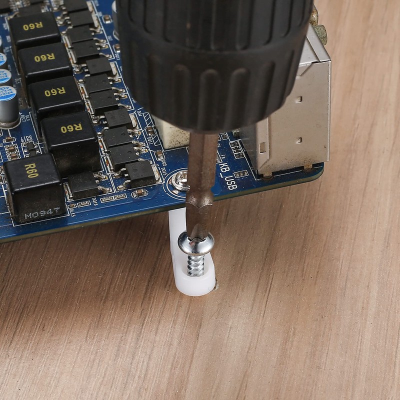 60 Pcs PCB Board Mounting Feet with Screws, White L