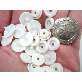 50Sets T5 1.2cm Off White Cream Plastic Resin Snaps Button Fasteners Press Stud Poppers