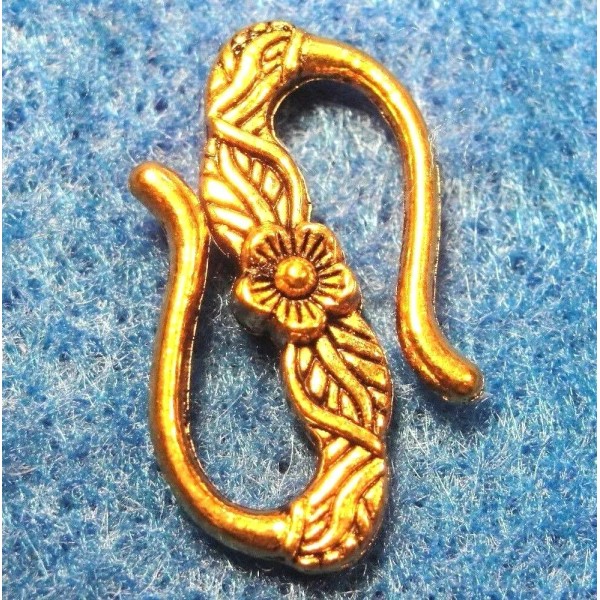 Tibetan 10Pcs. Tibetan Antique Gold Flower "S" Clasps Hooks Connectors