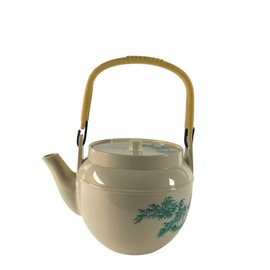 JapanBargain, Japanese Plastic Teapot Unbreakable Tea pot for Home or Restaurant, Made in Japan, Beige Color, 22 oz, Pack of 1