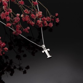 Tuscany Silver Initial T Pendant on Curb Chain of 46 cm/18-inch