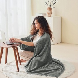 Blanket Pillow Combo | Travel Compact Pillow Throw Combo - Flannel Travel Blanket, Warm Traveling Plane Blanket for Travel