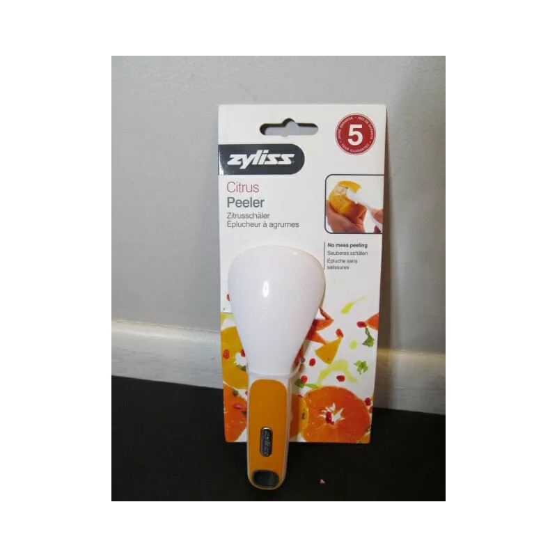 Zyliss Citrus Peeler for No Mess Peeling