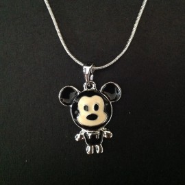 fashion jewelry NWT Costume Fashion Jewelry cute Mickey Mouse Necklace Black