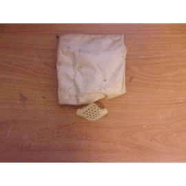 OMC JOHNSON EVINRUDE 9.5 HP UPPER CARBURETOR SCREEN 309786 OEM NEW PART ALL YRS