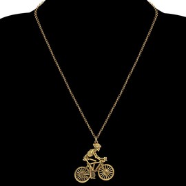 LONYOO Alloy Vintage Bicycle Skull Necklace Bicycle Pendant Antique Punk Gothic Jewellery Biker Gifts for Women, Zinc, No Gemstone