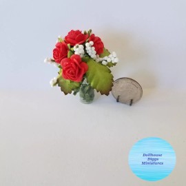 Dollhouse Diggs Red Rose Dollhouse Miniature Flower Bouquet 1:12 Scale Handmade Glass Vase