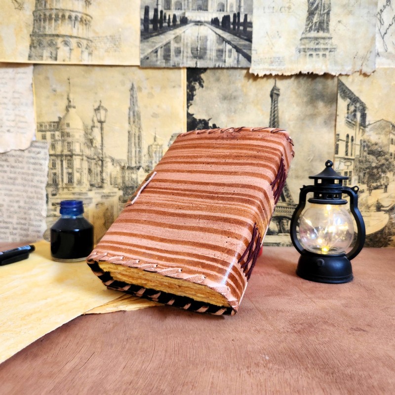 Finun-Lthr Hocus Pocus Leather Journal (Brown, 7x5 inch)