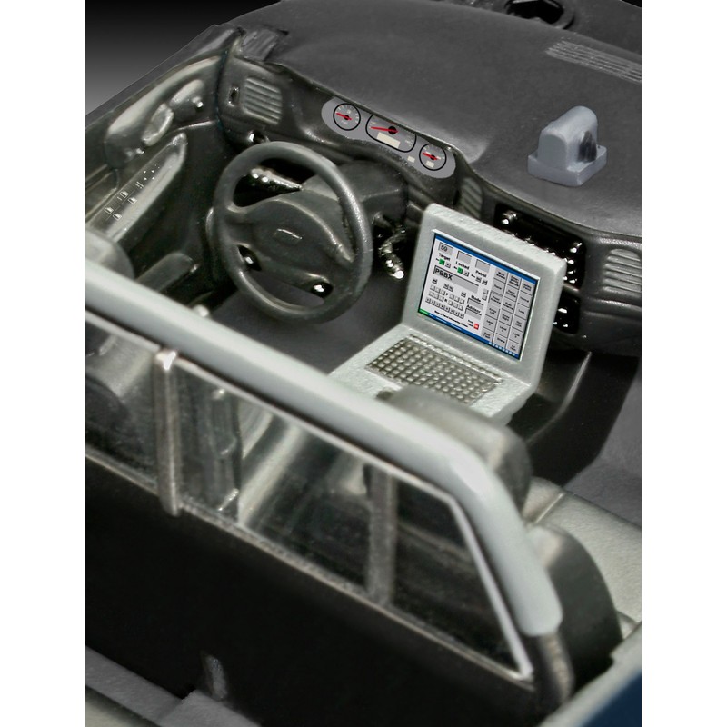 Revell Modellbau 07068 - Chevy Impala Police Car im Maßstab