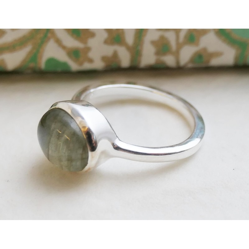 Labradorite Gemstone Sterling Silver Ring US Size 9 / Diameter