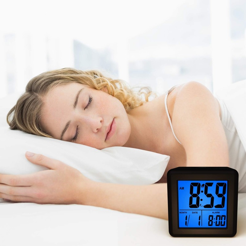 Plumeet Digital Alarm Clock Kids Alarm Clock with Snooze and