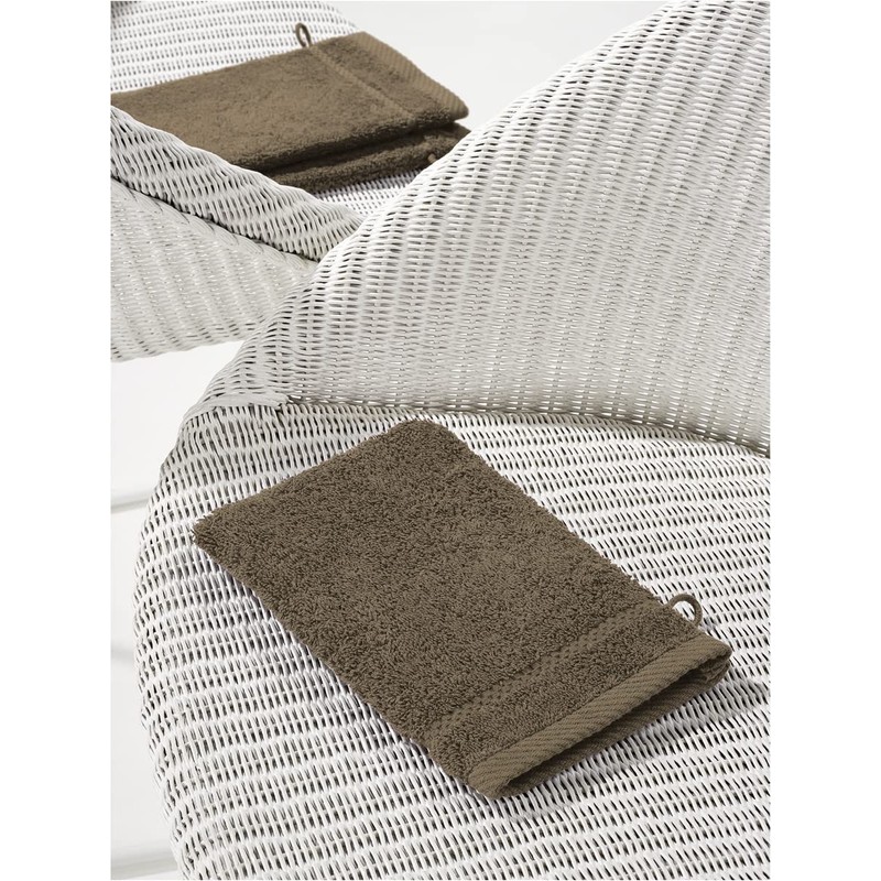 Set of 4 Brown Cotton Wash Cloths 540gsm Stephanie Falcon