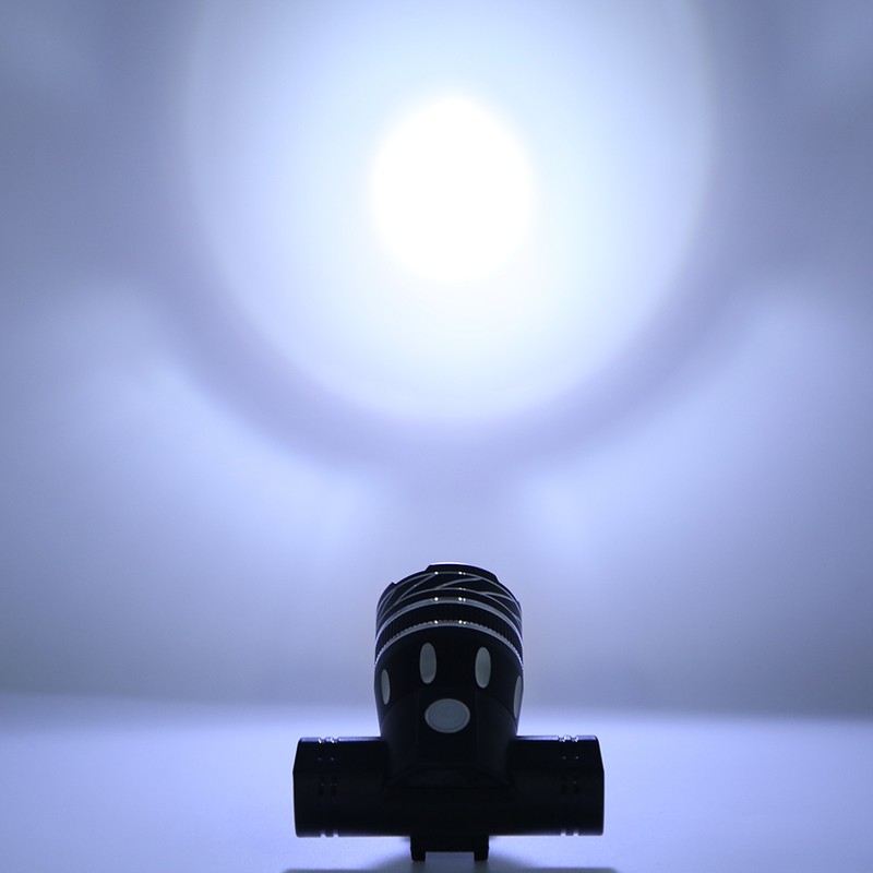 Mountain Bike Light Bicycle USB Rechargeable Headlight Rainproof Night Riding