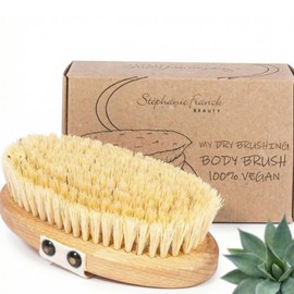 Stephanie Franck Beauty Dry Brushing Body Brush - Firm Dry Massage Brush, Tampico Fibre & FSC Beech Wood, 100% Vegan, Plastic-Free, Exfoliating, Firm Skin, Made in Germany