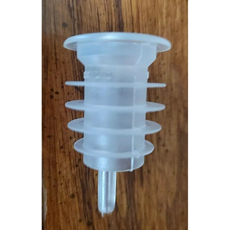 Cap-On Freeflow Pourer - Pack of 12. Bar liquor bottle