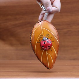 Fanyixuan Ladies Leaf Ladybug Leather Coin Purse Can Put Coin Clutch Bag Handmade Leather Creative Key Case (Yellow)