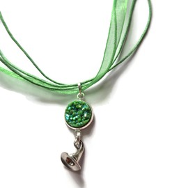 Wicked themed charm witch HAT necklace musical jewellery gift, Wicked book lover musicals Xmas birthday present, OZ party bag favors