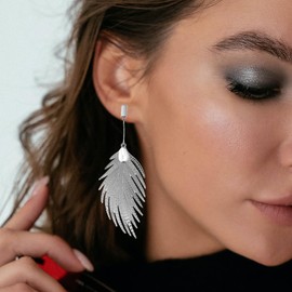 Feather Earrings Leaf Drop Dangle Earrings For Women Boho Long Feather Dangle Earrings Elegant Angel Wing Earrings Vintage Ethnic Style Jewelry Gifts (Silver)