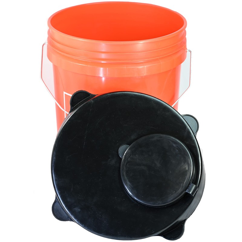 Skywin Storage Lid with Easy Pour Spout for Bucket -