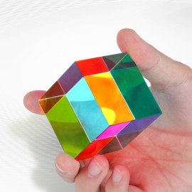 KMQRDZi CMY Colour Cube with Stand, CMY Mixing Color Cube, Acrylic Prism, Decorations for Home Office, Scientific Learning, Decorative RGB Dispersion Coloured (50mm/1.97inch)