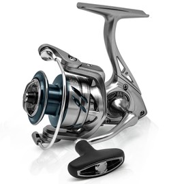 Senshu Sokomo Spinnrolle – Angelrolle mit 5+1 Edelstahlkugellagern, Fein justierbarer Frontbremse & Wechselbarer Kurbel – Für Rechts- & Linkshänder – Perfekt für Spinnfischen (C2000)