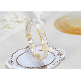 AeraVida Tropical & Stylish White Mother of Pearl Mosaic Bangle Bracelet | 8 Inch | Tropical Bracelets for Women | White Mother of Pearl Bracelet