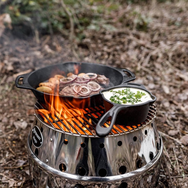 Petromax Cast Iron Saucepan with Pour Spouts, Sauce Pot for