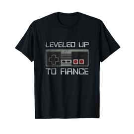 Mens Leveled up to Fiance Newly Engaged Just Engaged Couple T-Shirt