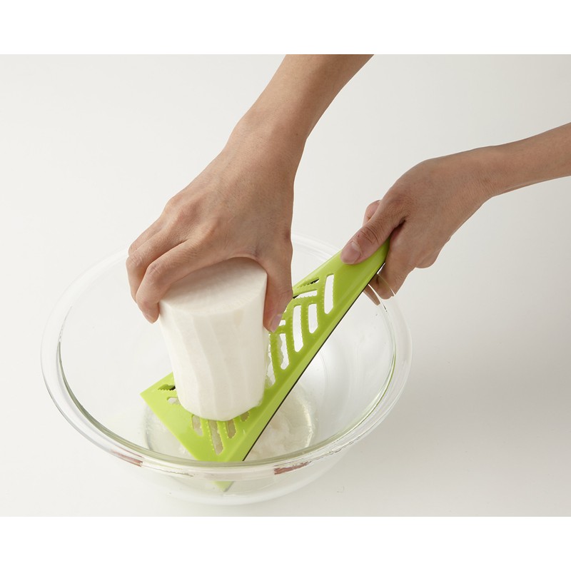 Suncraft OB-113G Talking Bistro Radish Grater, Green