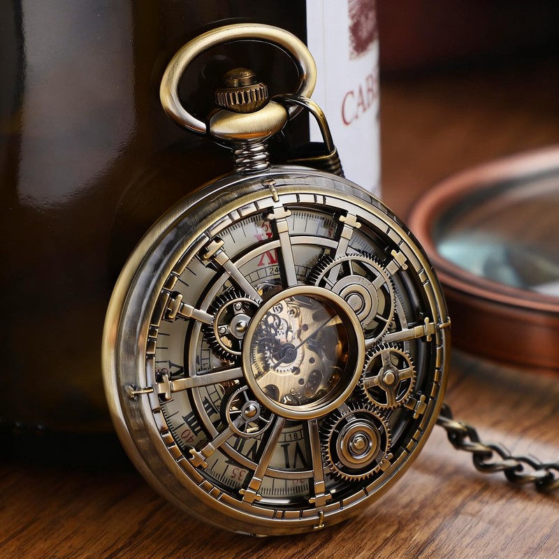 Tiong Bronze Vintage-Style Skeleton Design with an Antique Aesthetic Features