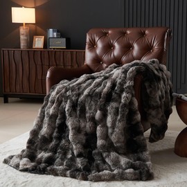 Wajade Fluffy Faux Fur Twin Size Blanket for Couch Bed 60x80 Inches, Luxury Ultra Soft Thick Fuzzy Plush Bubble Blanket, Reversible Warm Cozy Blanket for Sofa Chair, Tie-dye Dark Grey