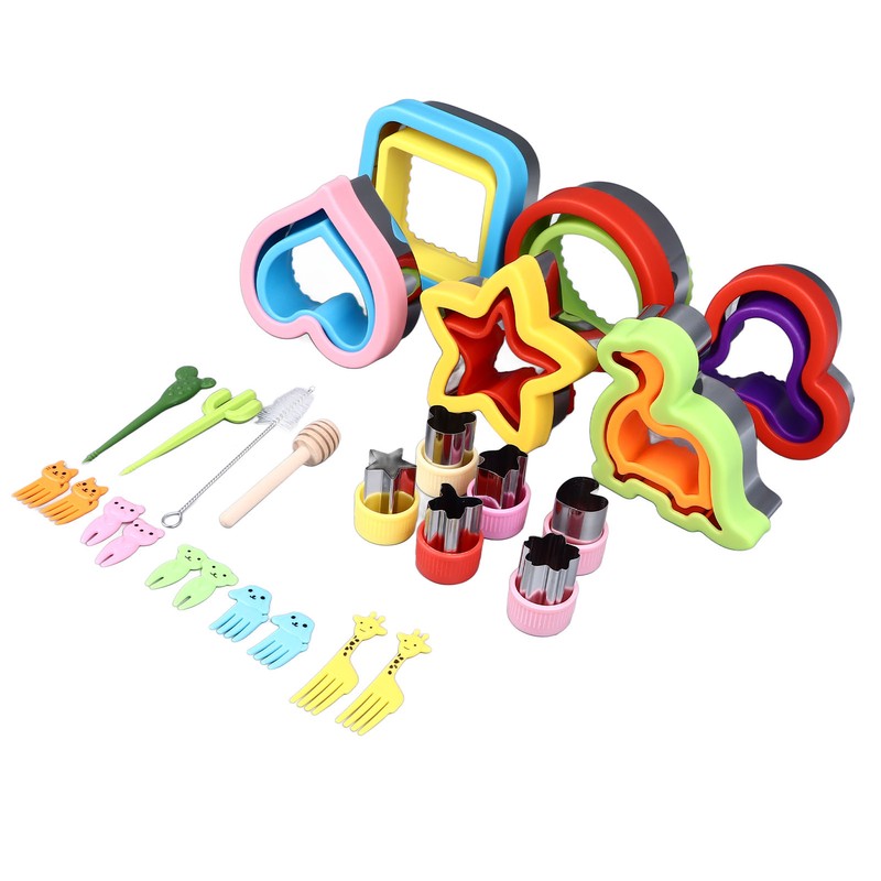 26PCS Sandwich Cutter and Sealer Set Stainless Steel Bread Cookie